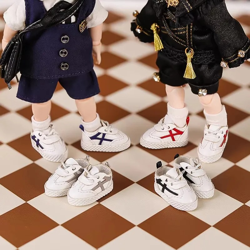 1 ペアの 1:12 バレーボールスニーカーランニングシュー - Sneaker Care Accessories のレビューと価格